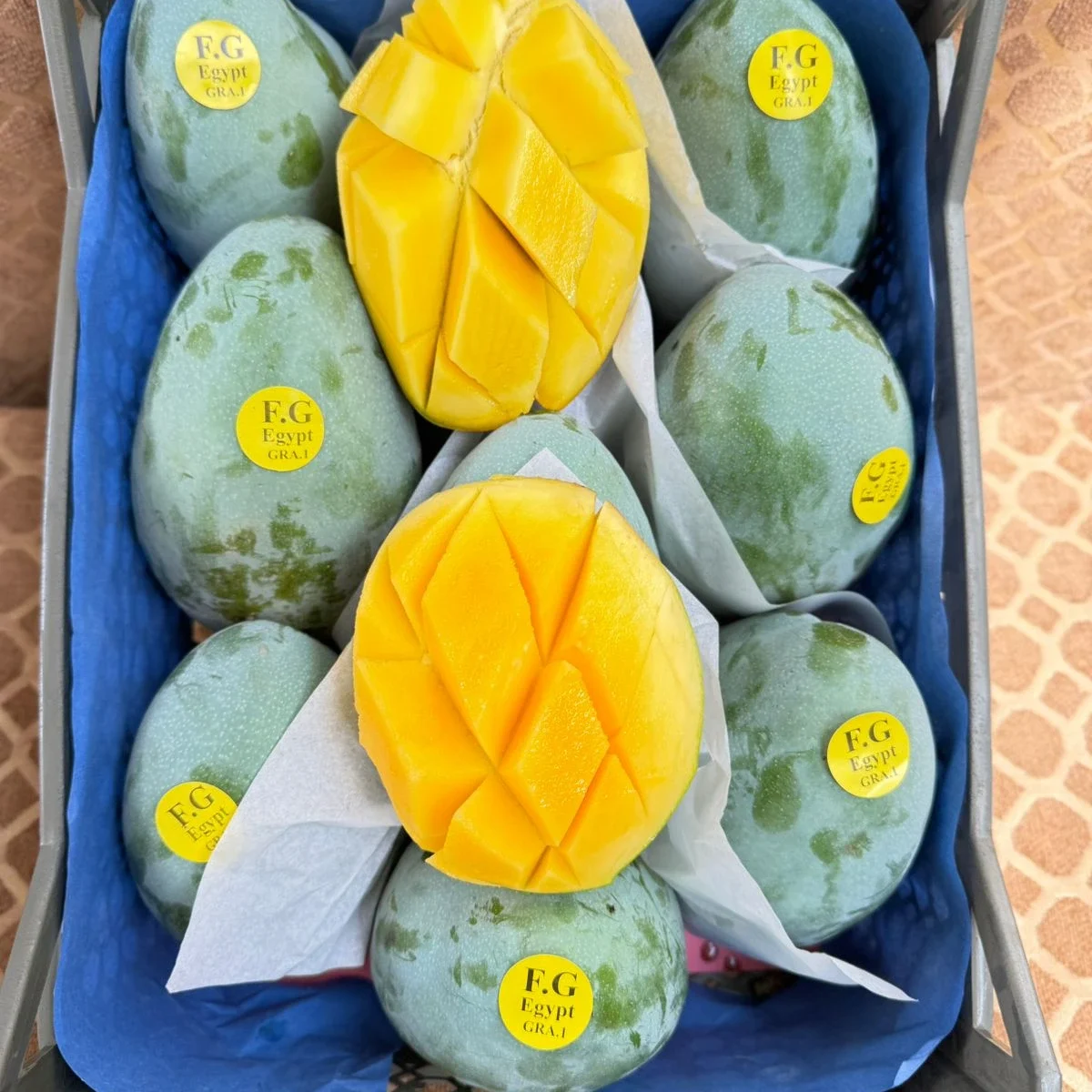 MANGOES 2 Mangoes3